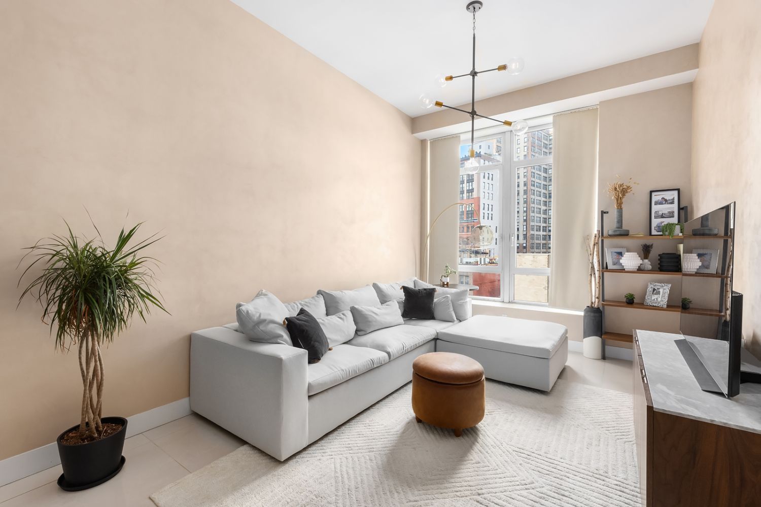 111 Fulton Street 806 Seaport District New York NY 10038