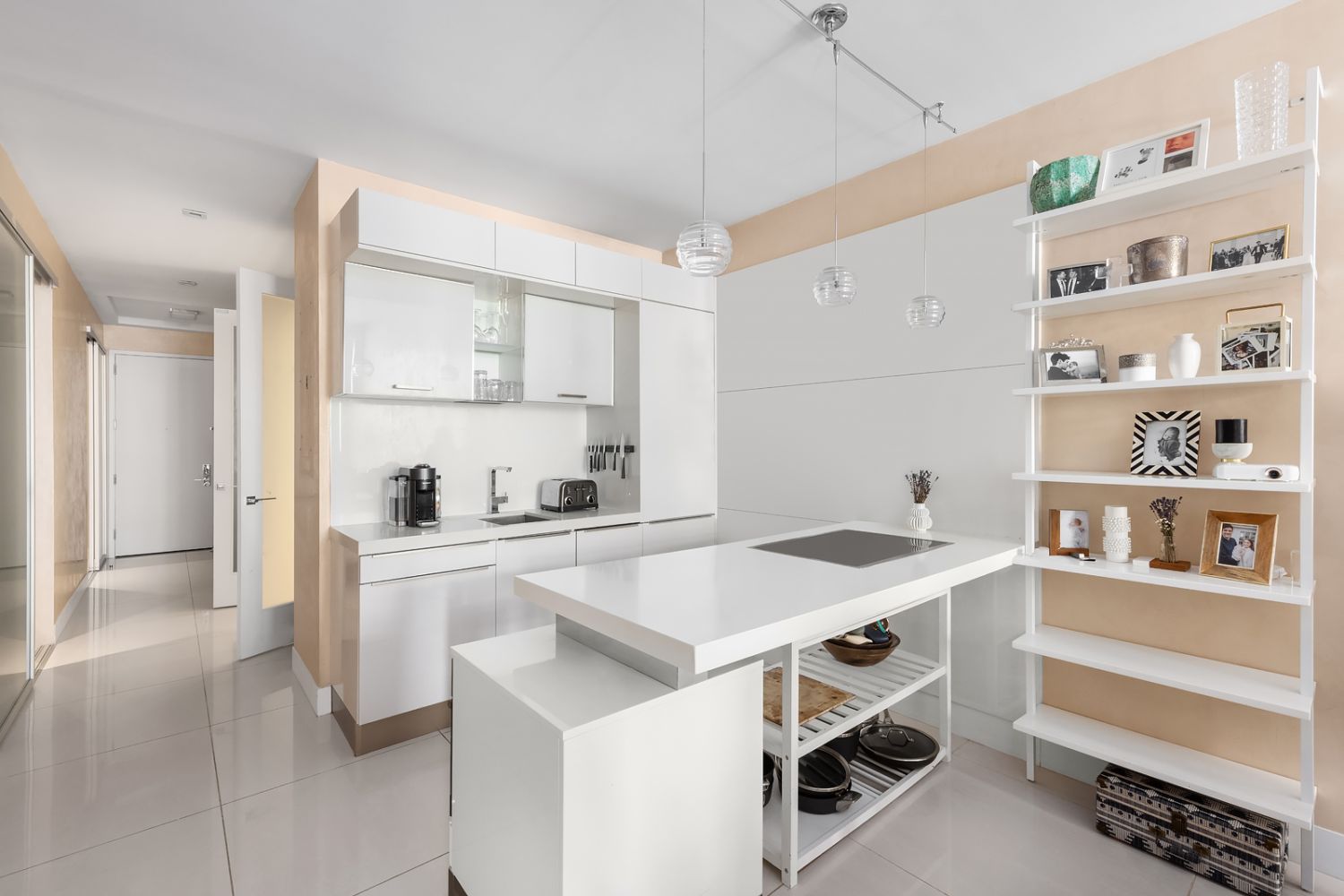 111 Fulton Street 806 Seaport District New York NY 10038