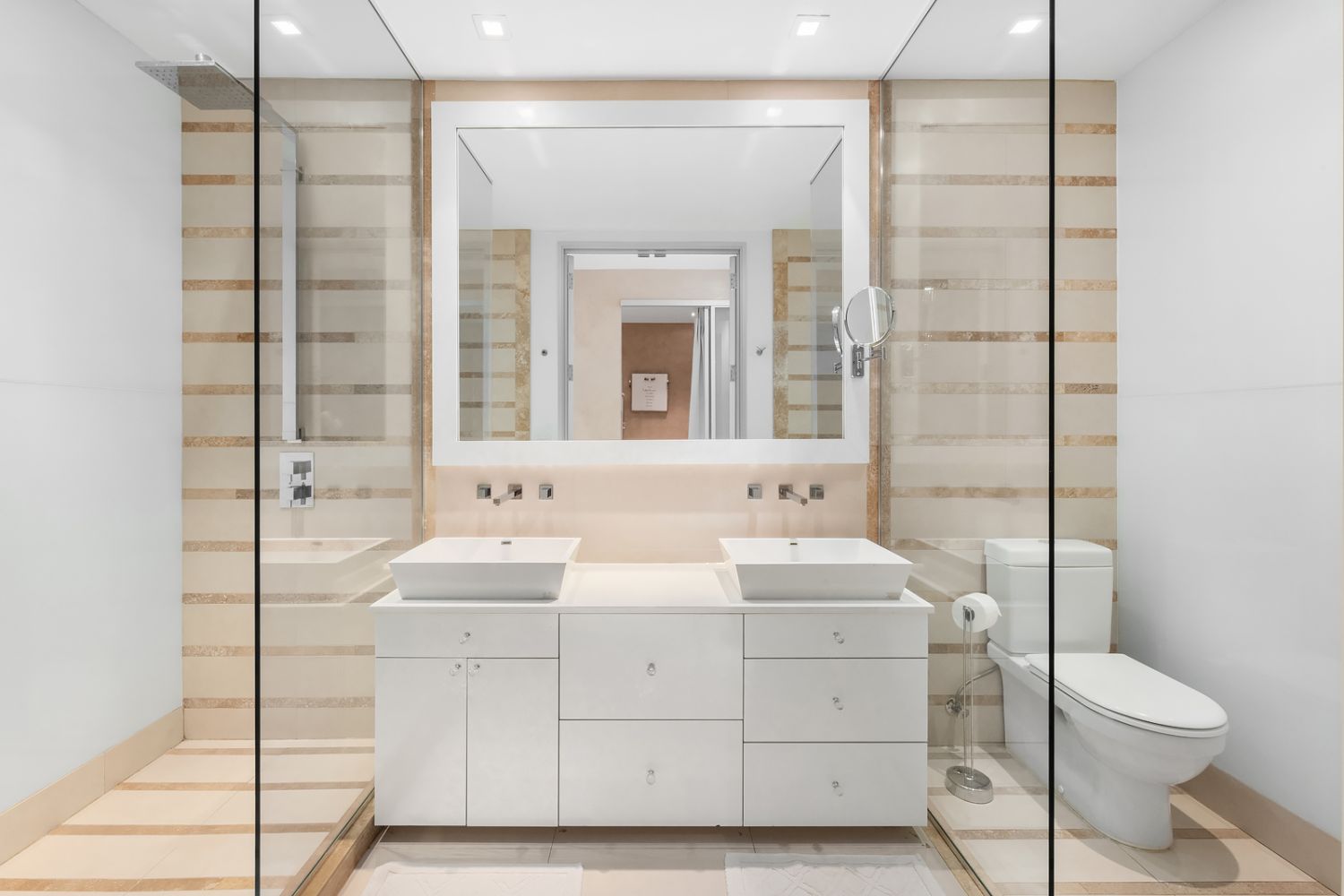 111 Fulton Street 806 Seaport District New York NY 10038